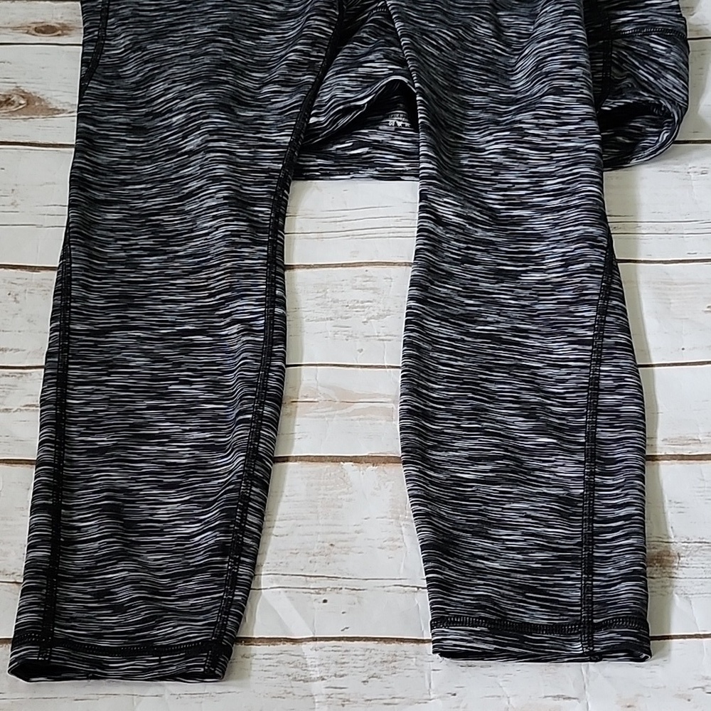 Phisockat Space Dye Black High Waist Yoga Pants with Pockets and Tummy Control - Picture 12 of 12